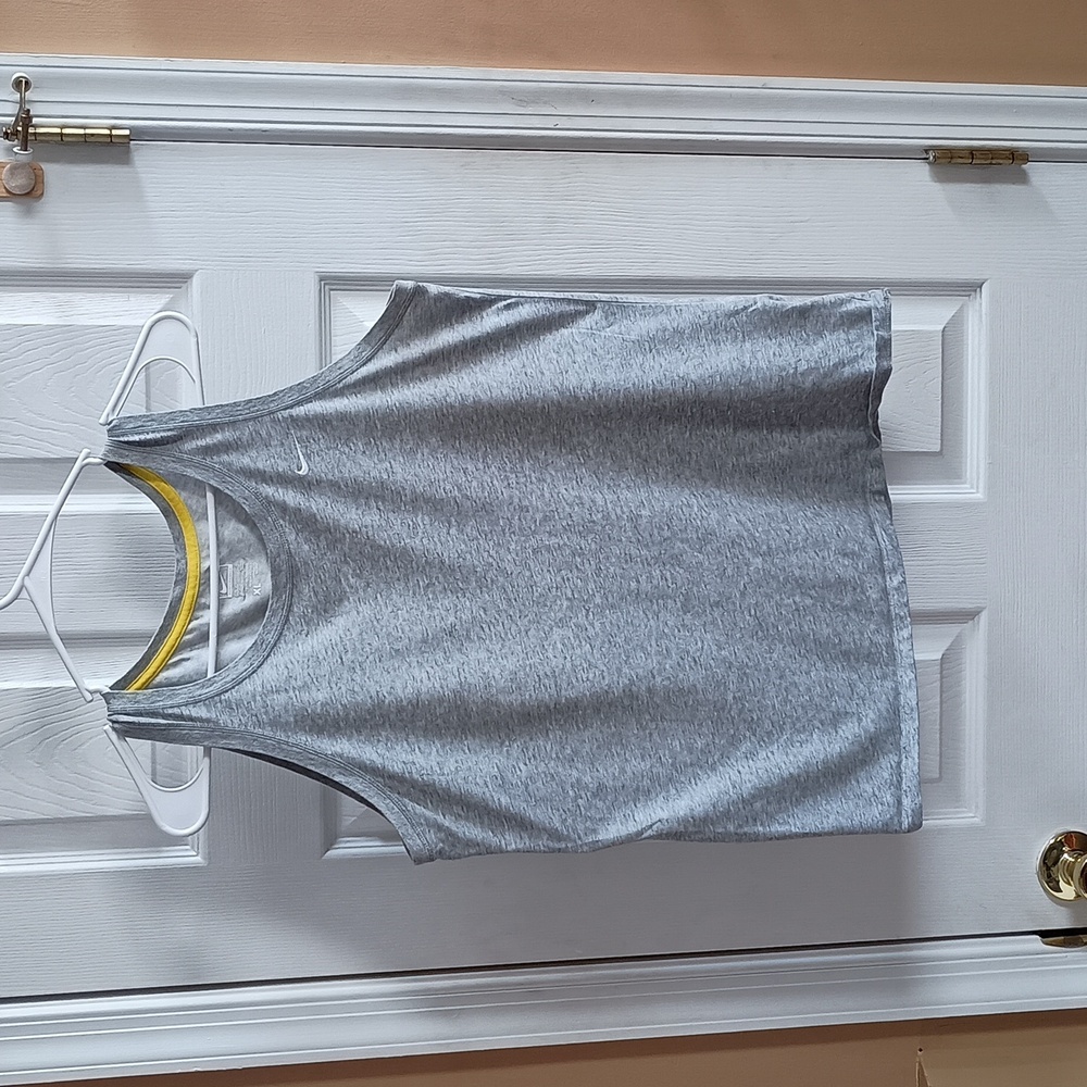 Nike tank top
